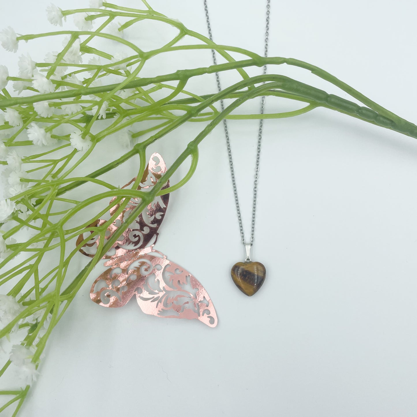 COLLIER COEUR EN OEIL DE TIGRE