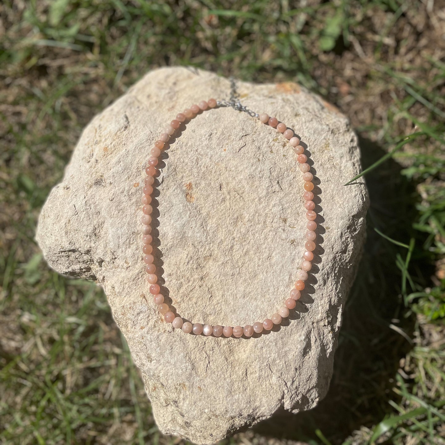 COLLIER PERLES PIERRE DE SOLEIL