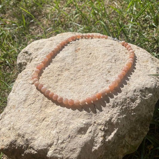 COLLIER PERLES PIERRE DE SOLEIL